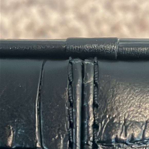 Marc Jacobs Flash Croc Print Crossbody - Black with Gold Hardware - Picture 16 of 16